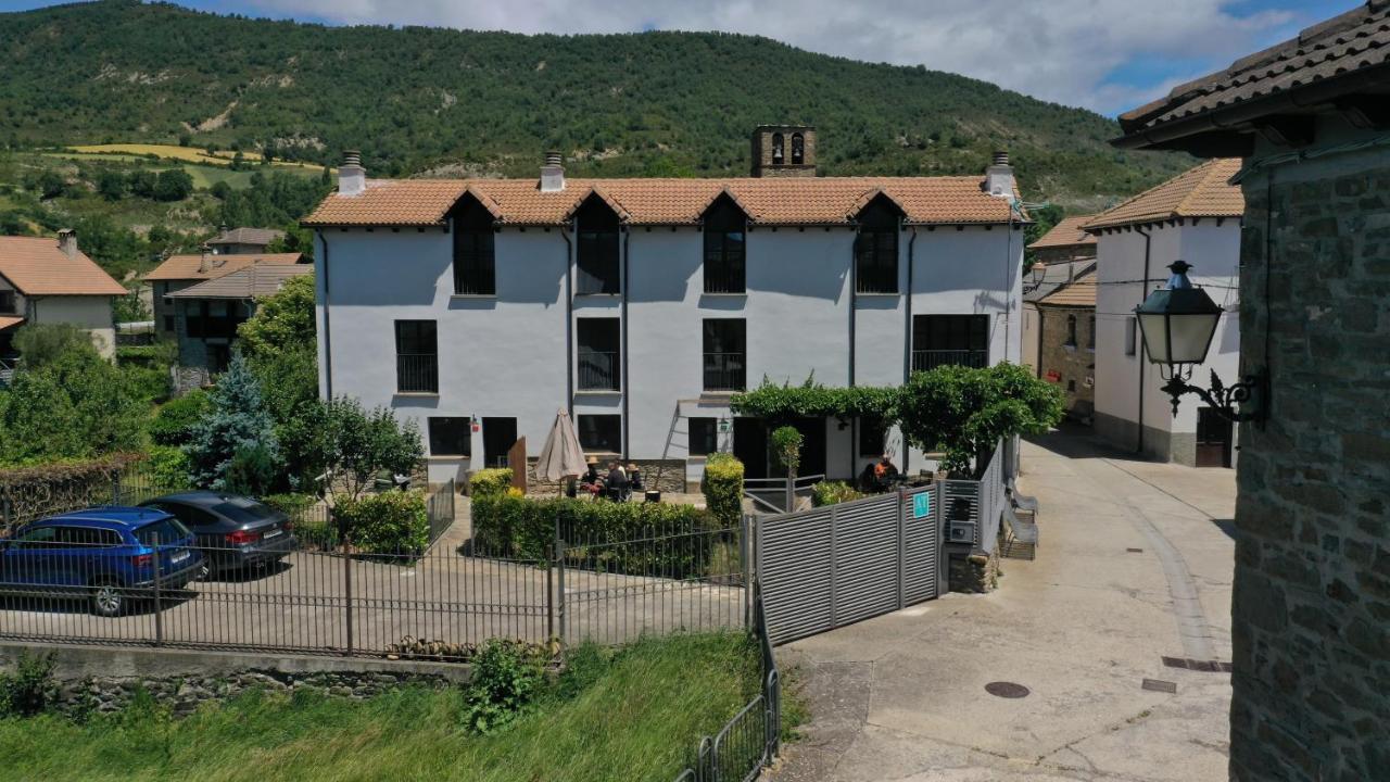 דירות Sabiñánigo Casas Pirineos מראה חיצוני תמונה